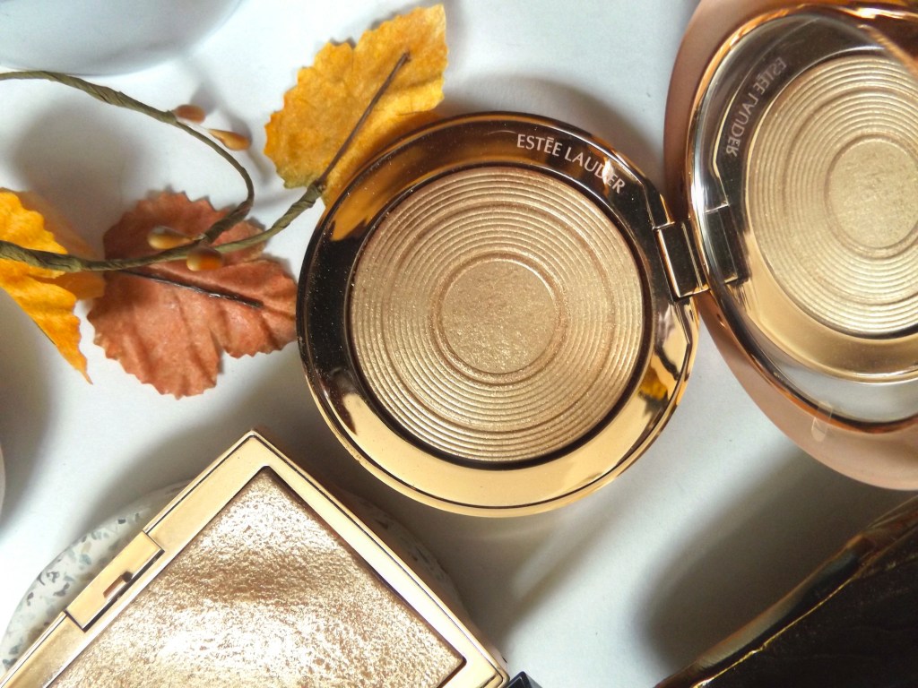 close up of estee lauder highlighter